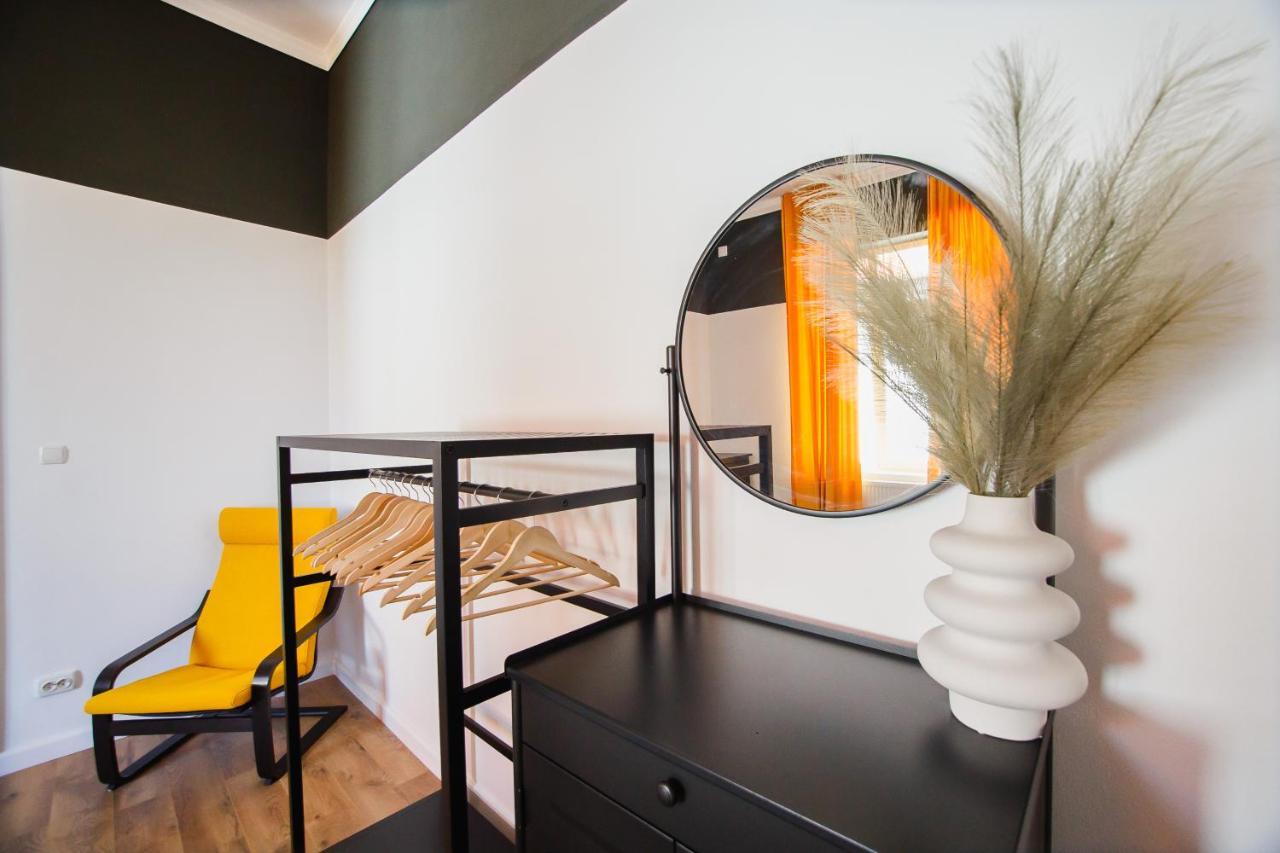Super Central Spacious Apartment 오라데아 외부 사진